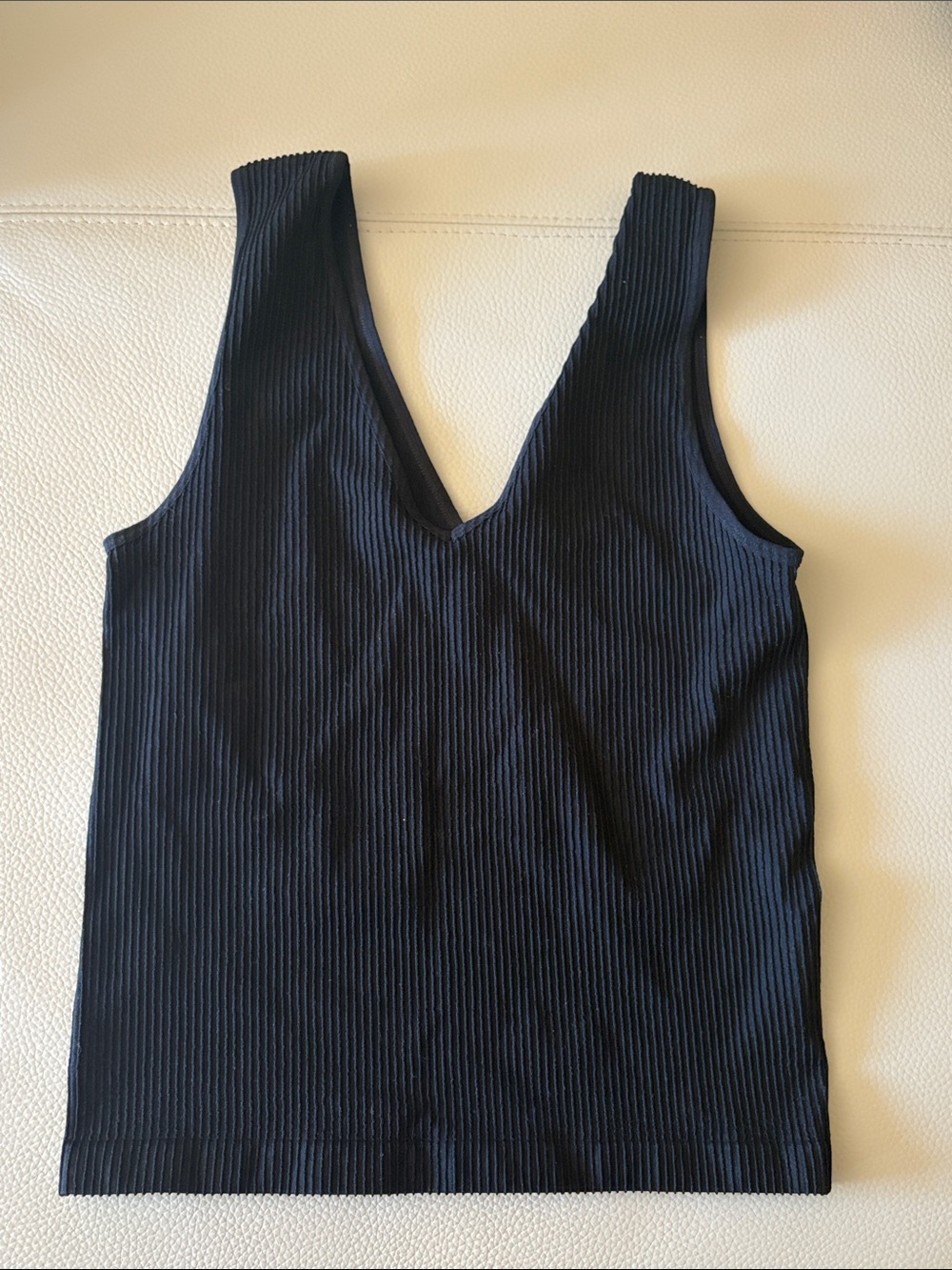 Ribbed V-Neck Tank Top - Black